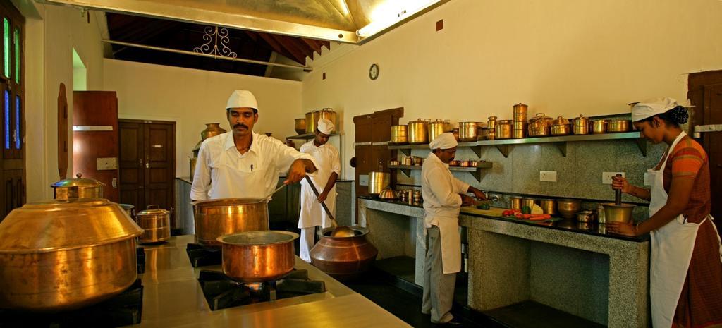 Visalam Chettinad Palace - A Cgh Earth Experience Kānādukāttān Εξωτερικό φωτογραφία