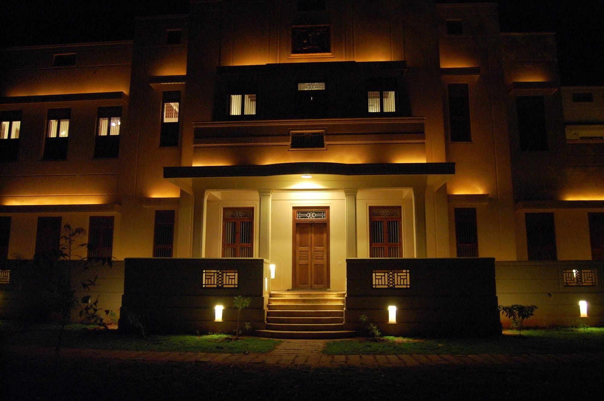 Visalam Chettinad Palace - A Cgh Earth Experience Kānādukāttān Εξωτερικό φωτογραφία