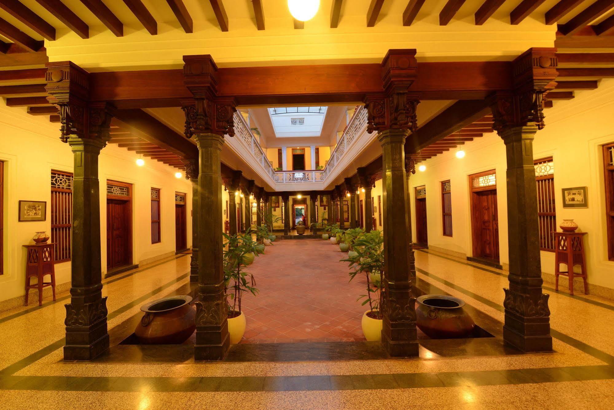 Visalam Chettinad Palace - A Cgh Earth Experience Kānādukāttān Εξωτερικό φωτογραφία