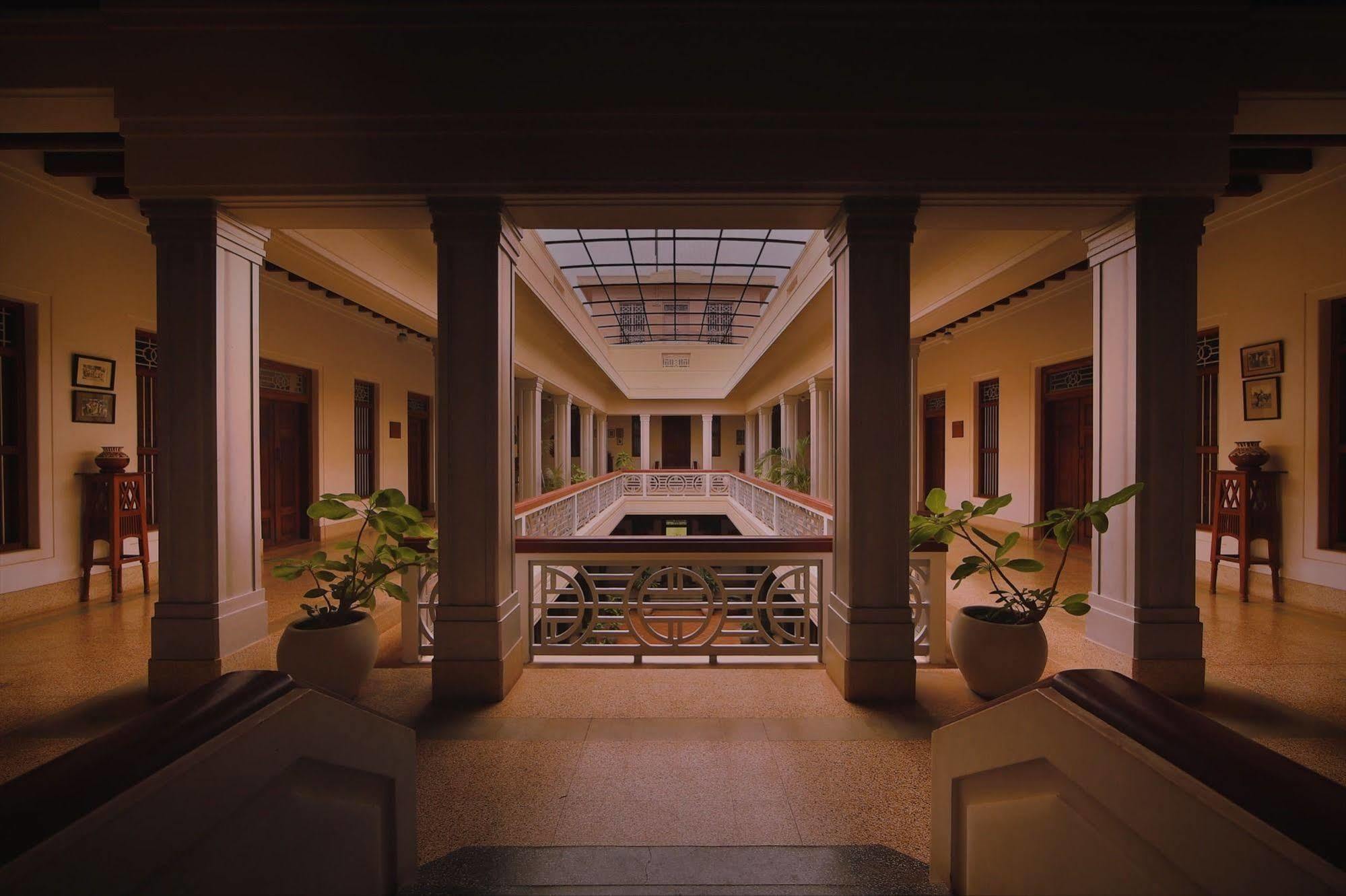 Visalam Chettinad Palace - A Cgh Earth Experience Kānādukāttān Εξωτερικό φωτογραφία